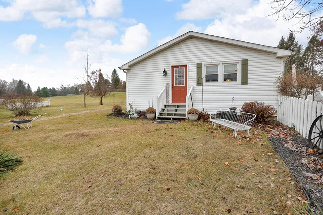 $274,900 | 5158 Page Avenue, Jackson, MI 49201