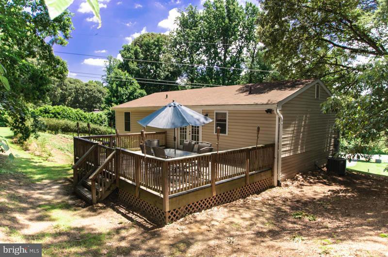 98 Grace Road Huntingtown, MD 20639 - Photo 21 of 24 Exterior (Rear)