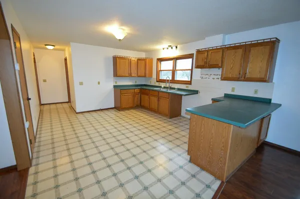 $254,900 | 11709 Co Hwy VV, Cassville, WI 53806