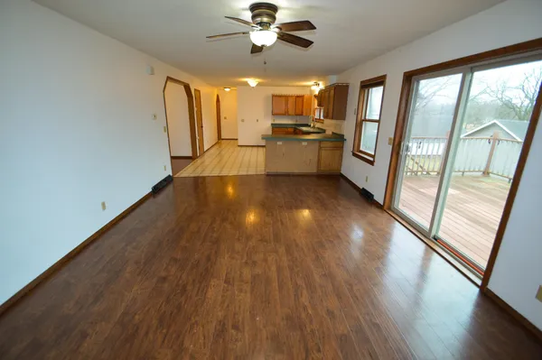 $254,900 | 11709 Co Hwy VV, Cassville, WI 53806