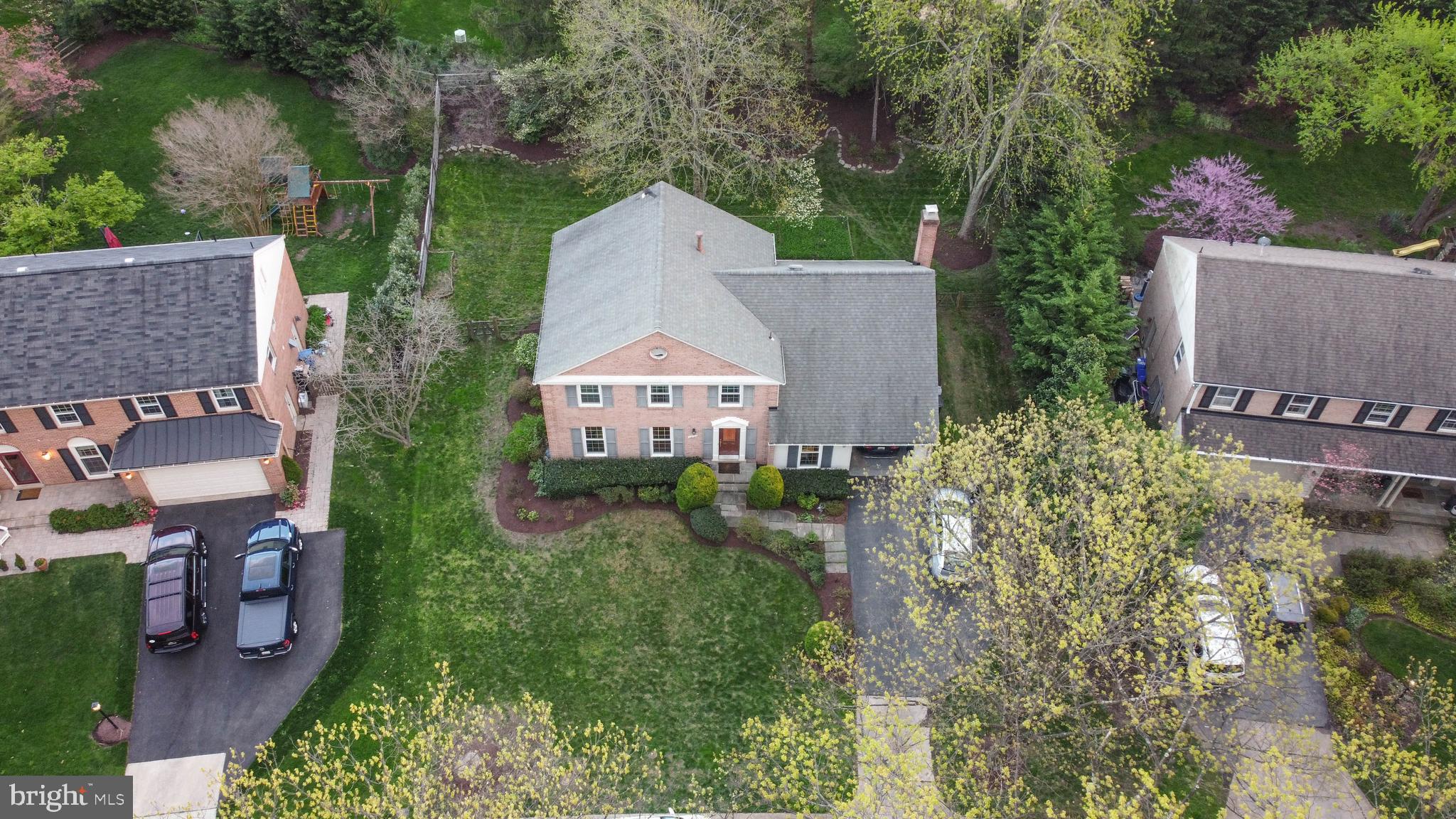 12429 Over Ridge Road Rockville, MD 20854 - Photo 2 of 40
