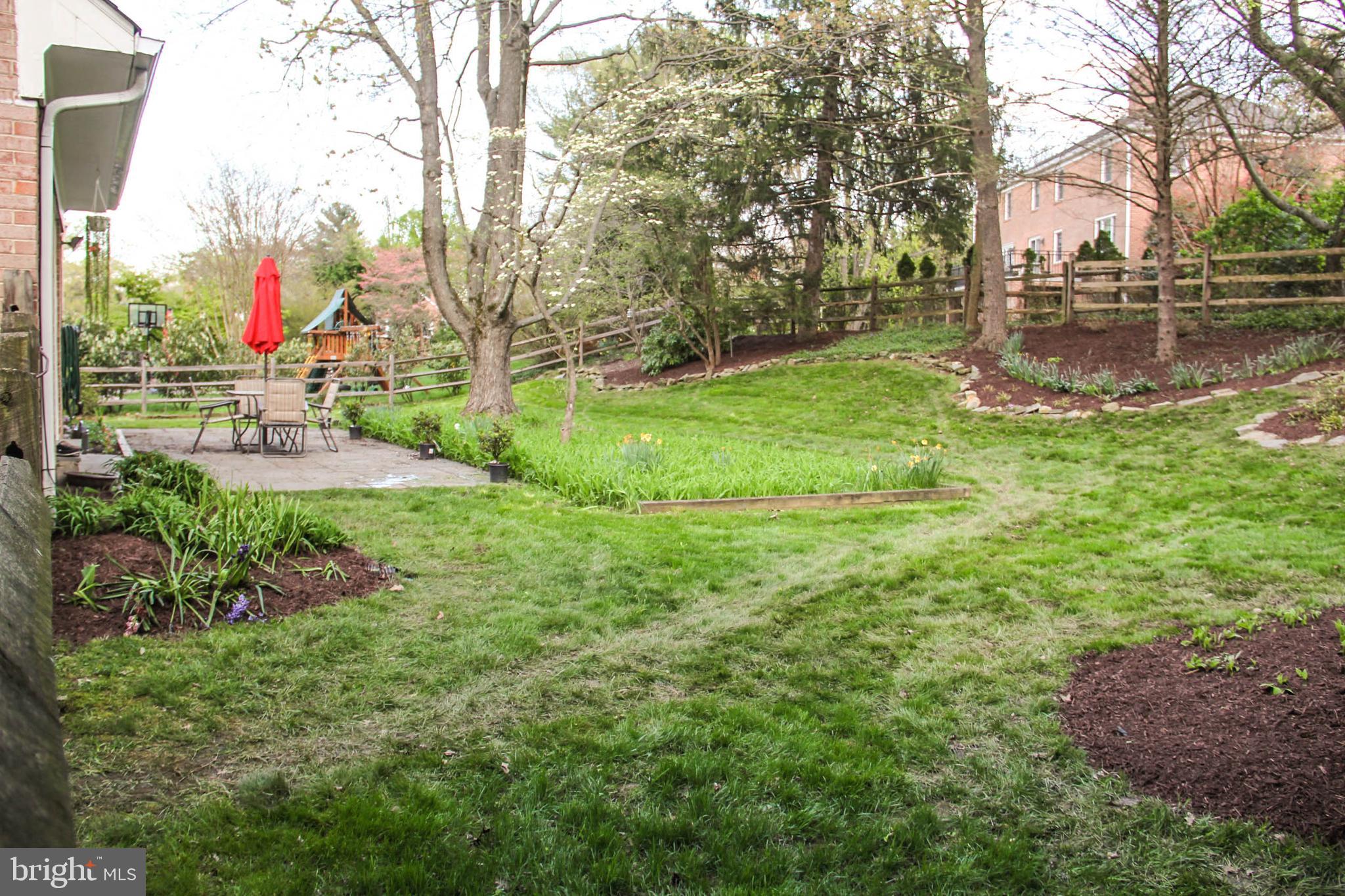 12429 Over Ridge Road Rockville, MD 20854 - Photo 33 of 40