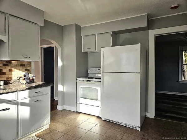 $1,750 | 78 Harrison Street, Bristol, CT 06010