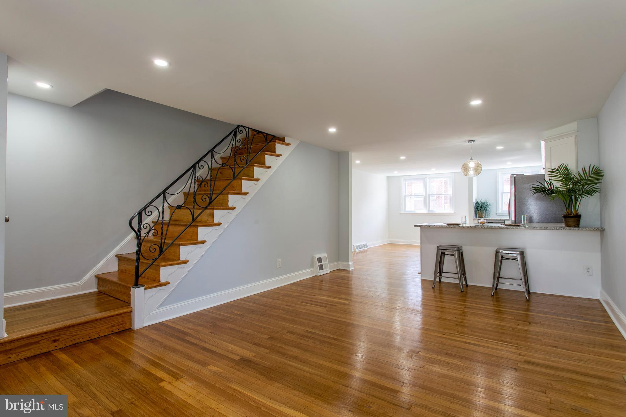 7317 Brookhaven Road Philadelphia, PA 19151 - Photo 3 of 27 Gallery Image 3