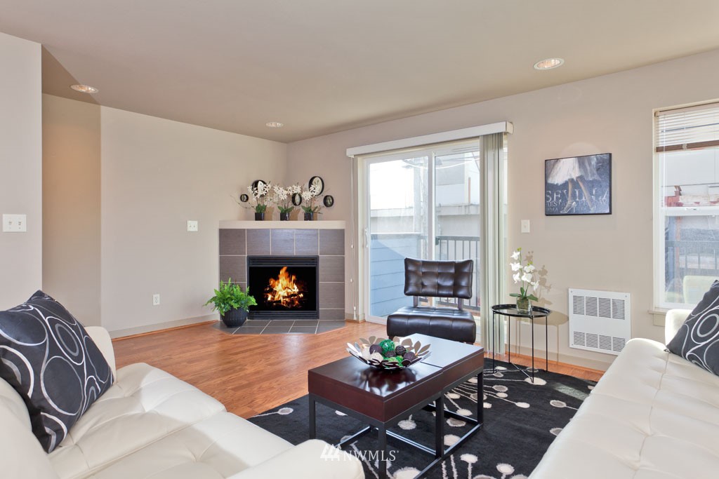 5345 16th Avenue South Seattle, WA 98108 - Photo 2 of 15