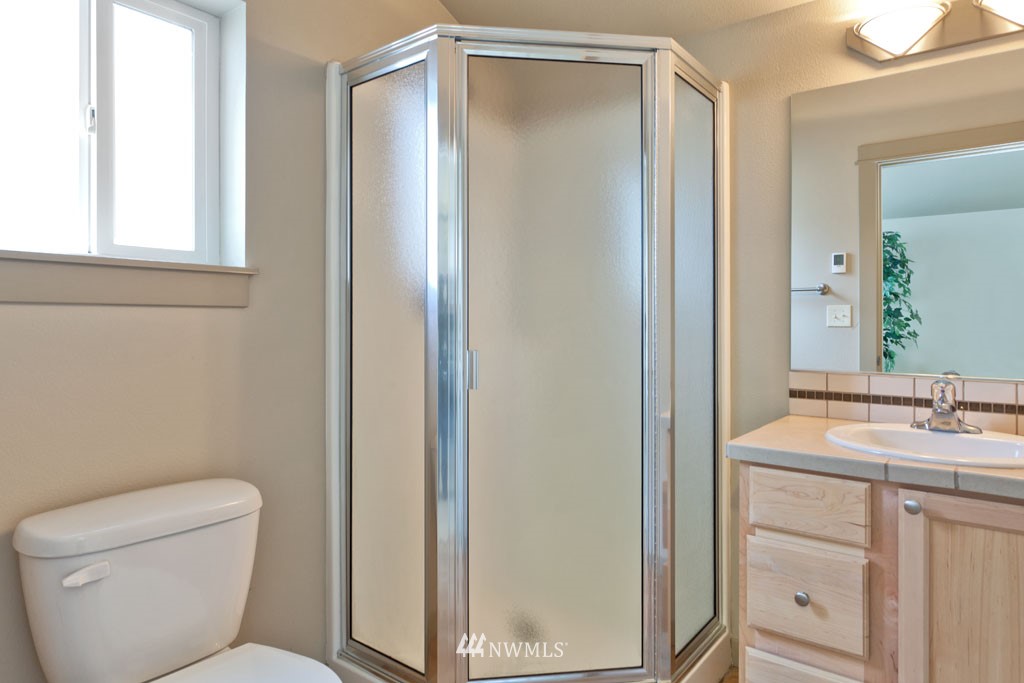 5345 16th Avenue South Seattle, WA 98108 - Photo 11 of 15