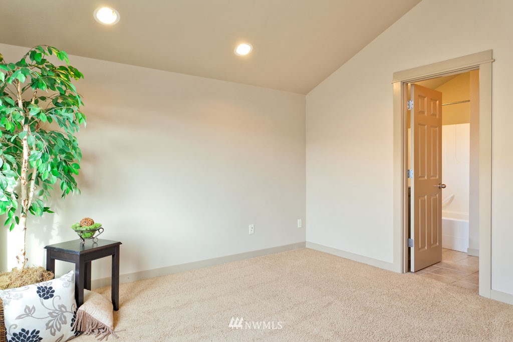 5345 16th Avenue South Seattle, WA 98108 - Photo 9 of 15