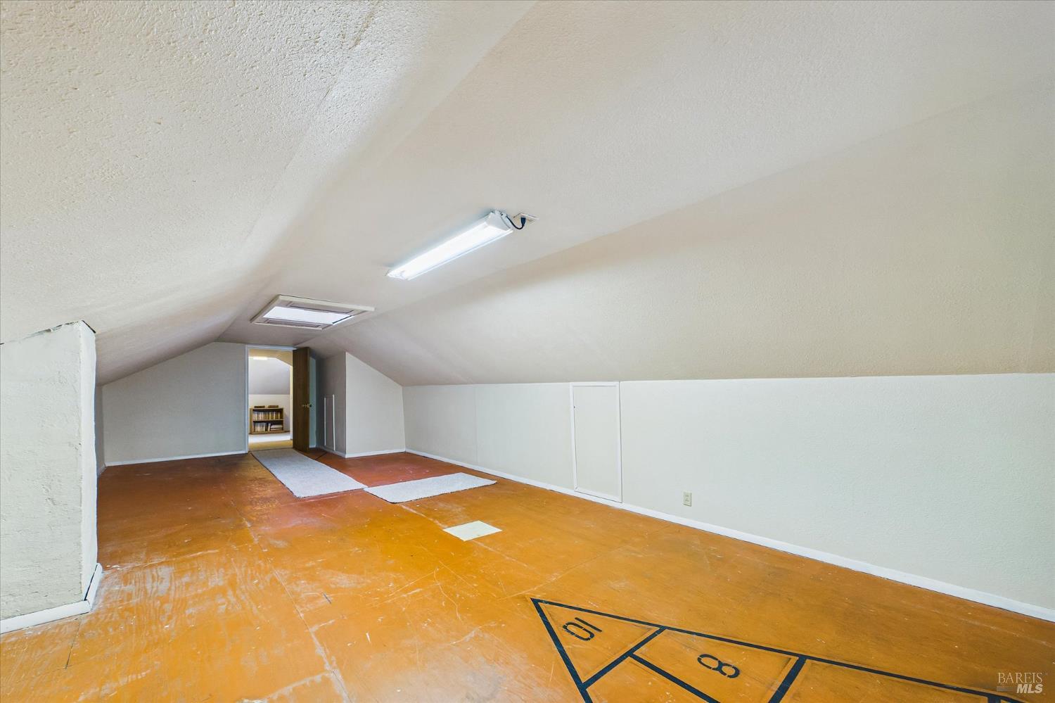 305 Belleview Avenue Rio Dell, CA 95562 - Photo 55 of 76 a view of a big room with windows