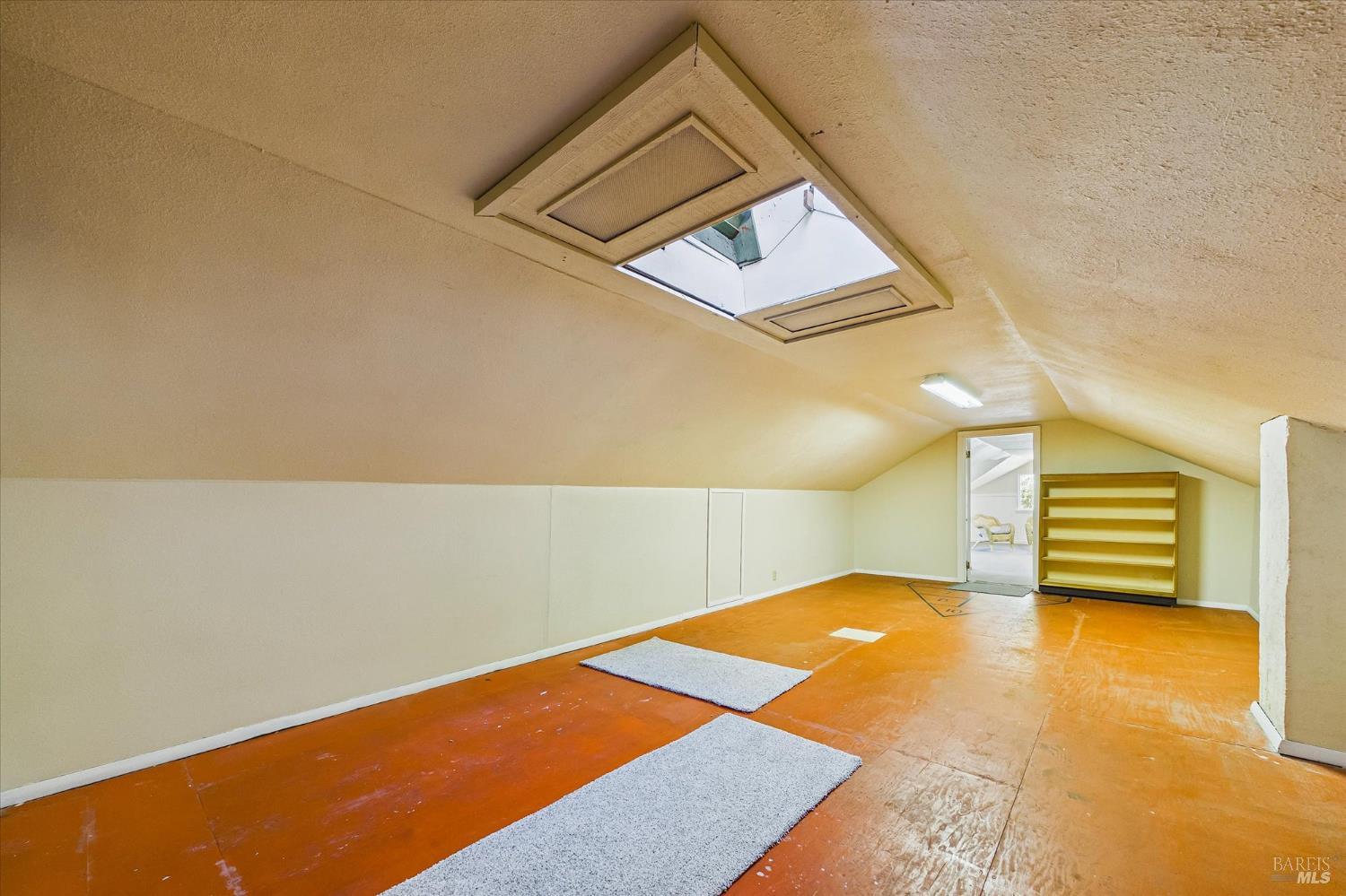 305 Belleview Avenue Rio Dell, CA 95562 - Photo 56 of 76 a view of an empty room