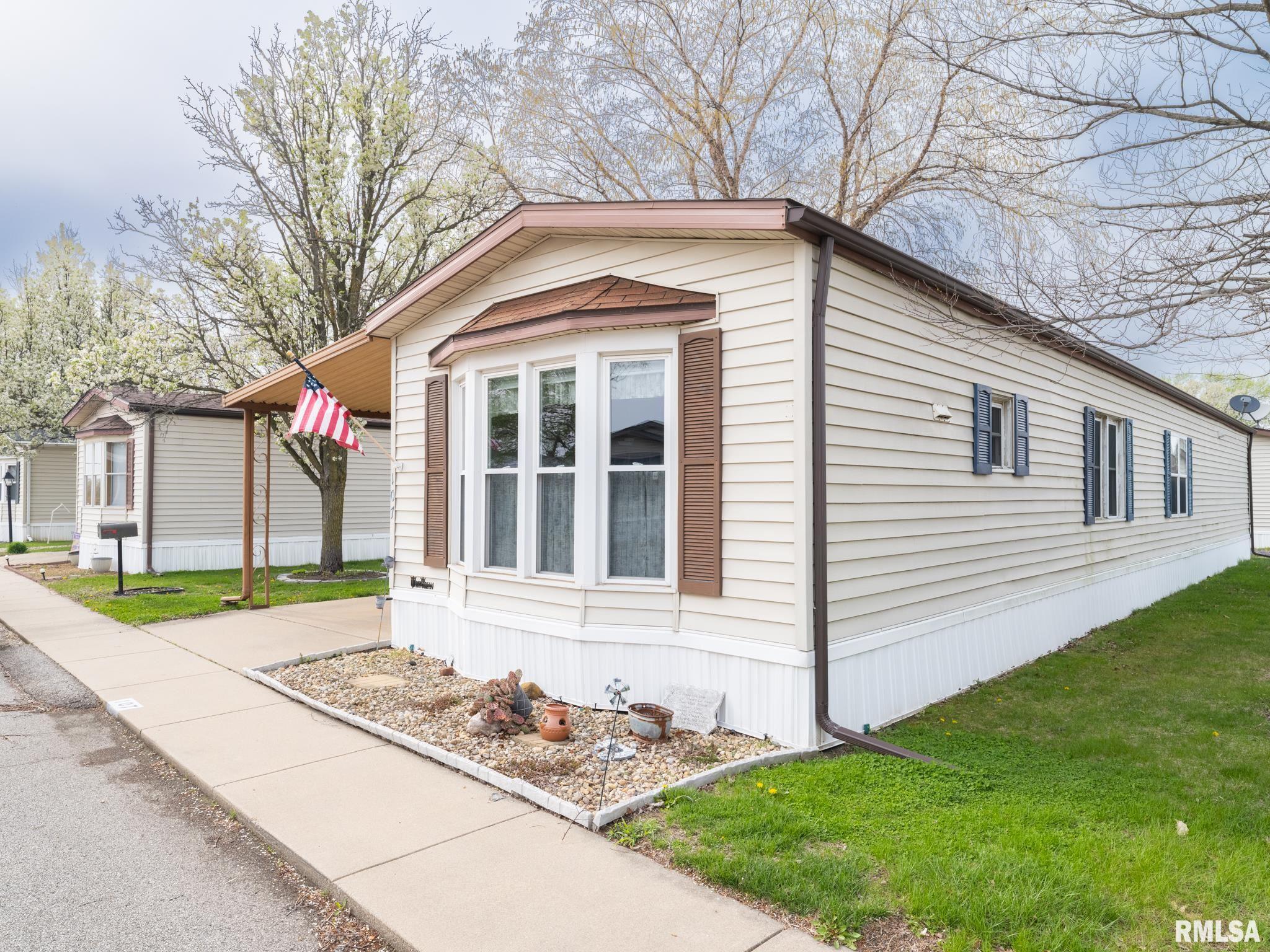 107 Aspen Drive Morton, IL 61550 - Photo 2 of 40