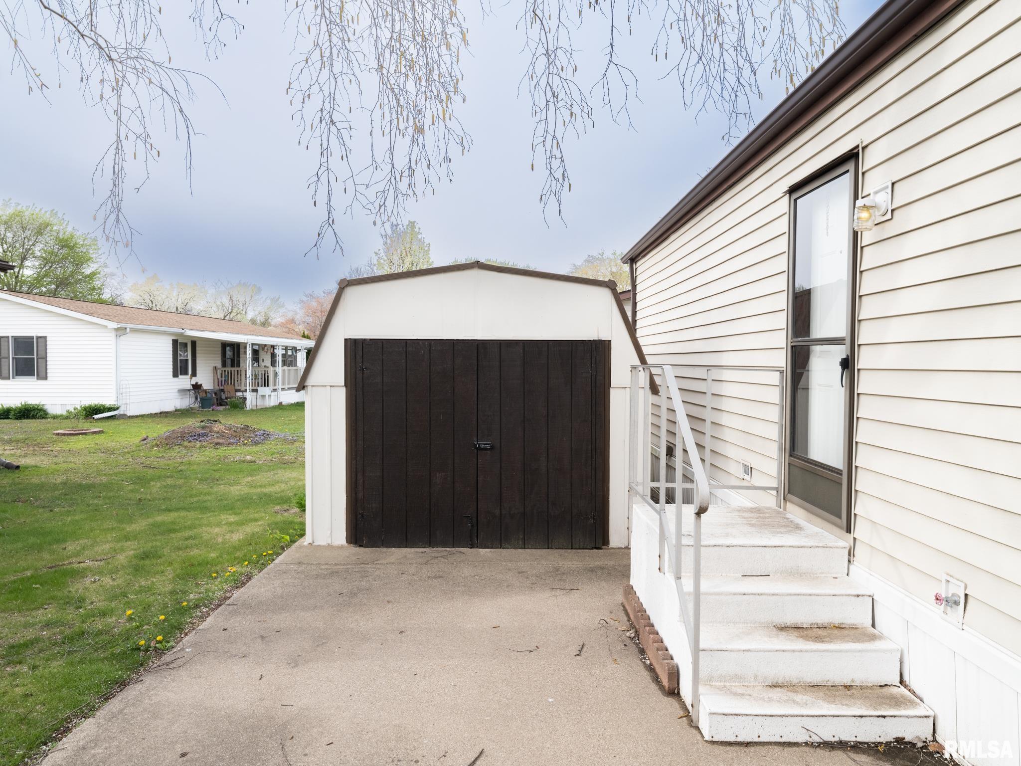 107 Aspen Drive Morton, IL 61550 - Photo 37 of 40