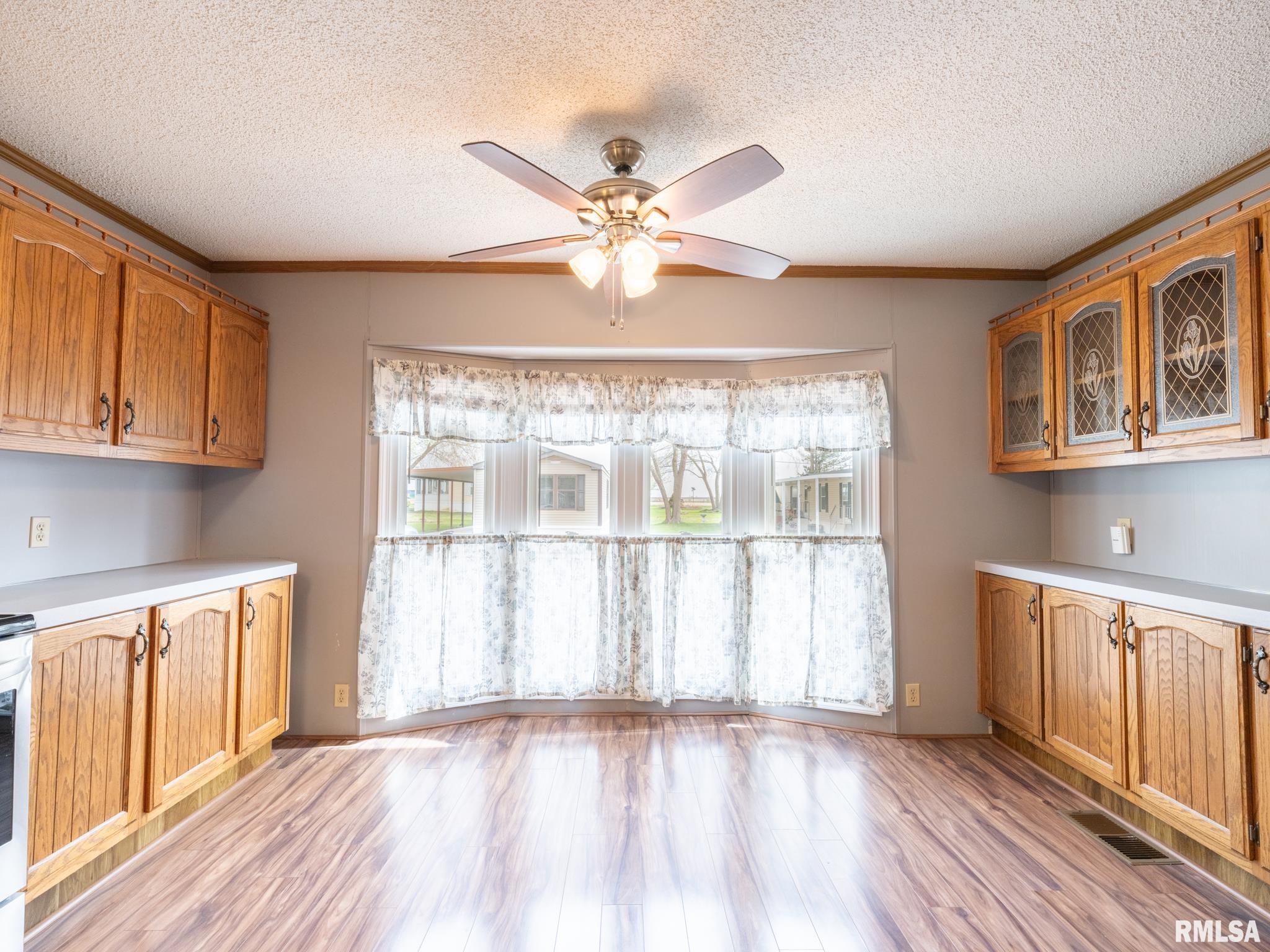 107 Aspen Drive Morton, IL 61550 - Photo 7 of 40