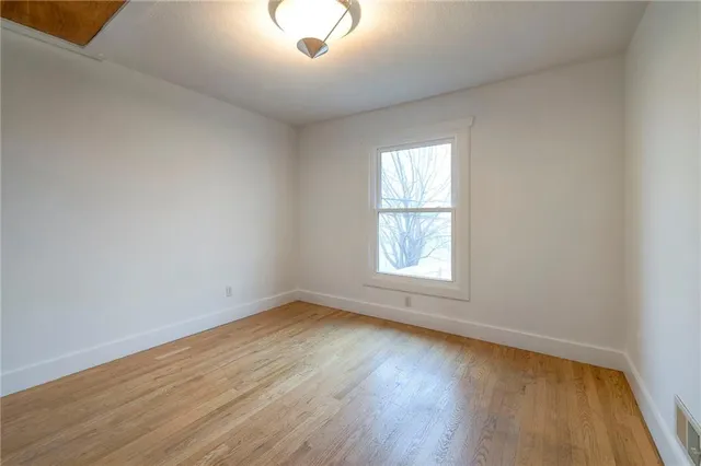 $200,000 | 21607 West 178th Terrace, Olathe, KS 66062