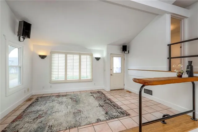 $200,000 | 21607 West 178th Terrace, Olathe, KS 66062