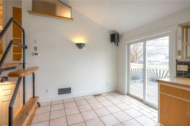 $200,000 | 21607 West 178th Terrace, Olathe, KS 66062