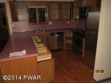 2732 Radcliff Road Bushkill, PA 18324 - Photo 3 of 7