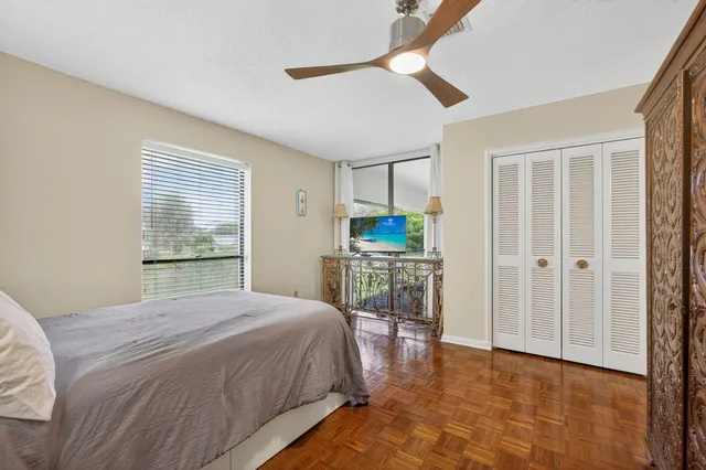 $365,000 | 20 Southeast Turtle Creek Drive, Unit F, Tequesta, FL 33469