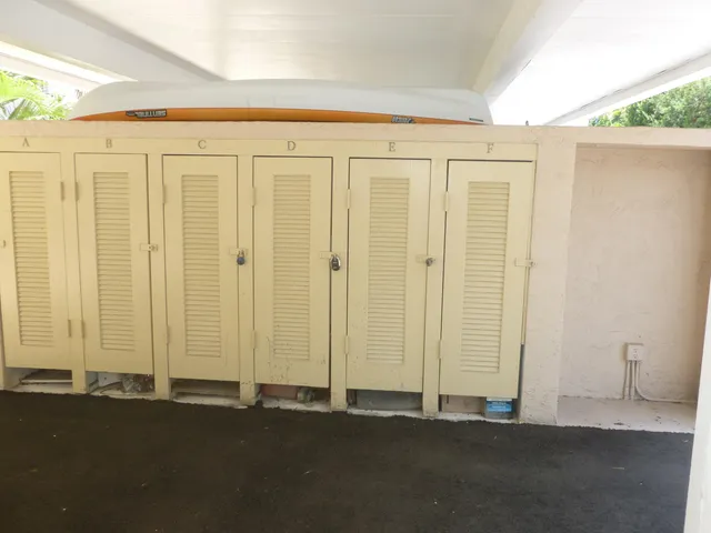 $375,000 | 20 Southeast Turtle Creek Drive, Unit F, Tequesta, FL 33469