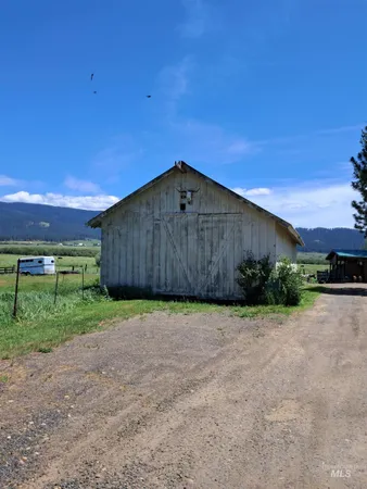 $665,000 | 3756 Farrell Road, New Meadows, ID 83654