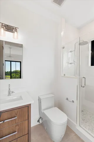 $4,250,000 | 231 East Shore Drive, Unit 2, Summerland Key, FL 33042