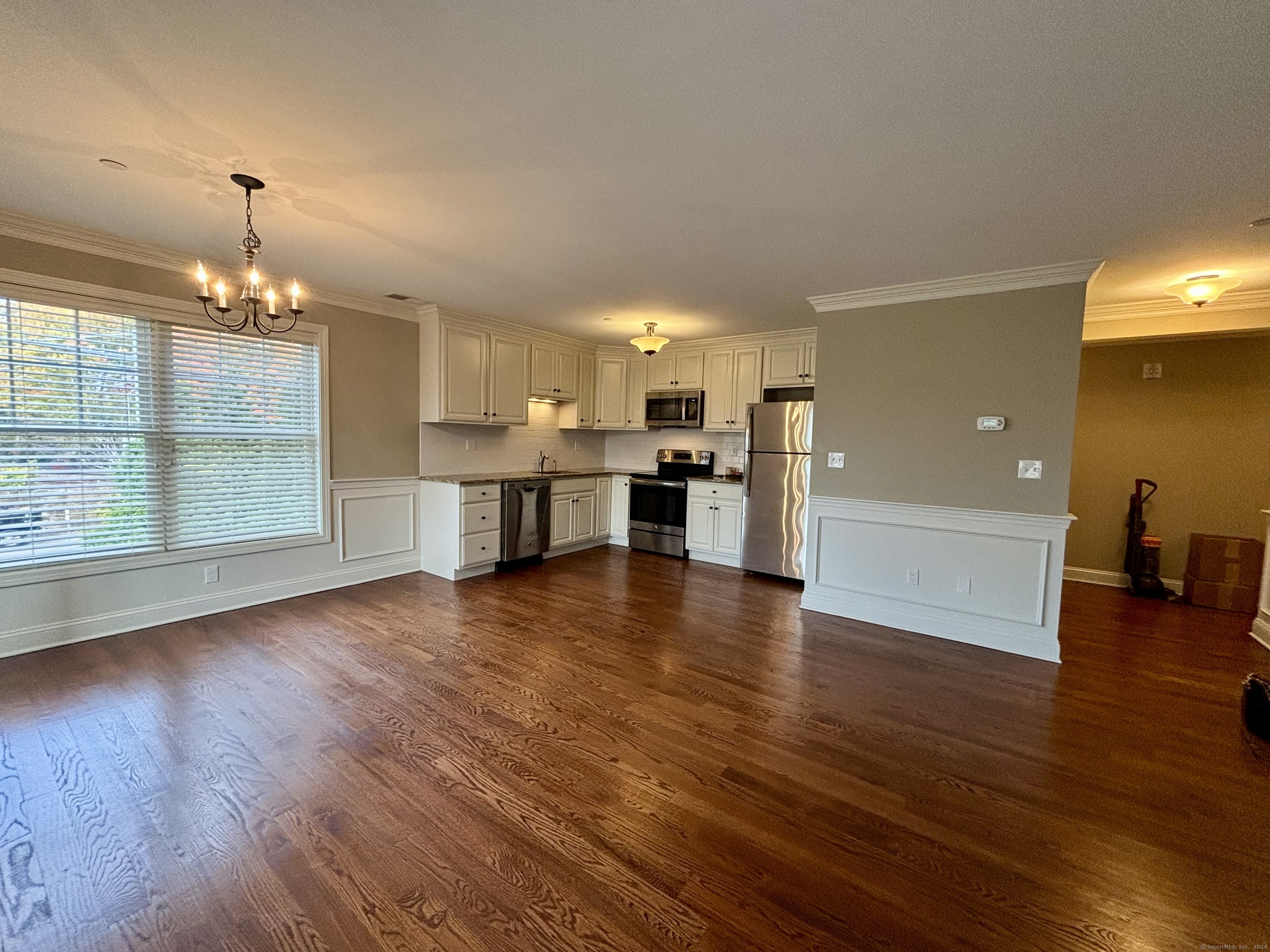 67 West Main Street, Unit 421 Clinton, CT 06413 - Photo 11 of 15