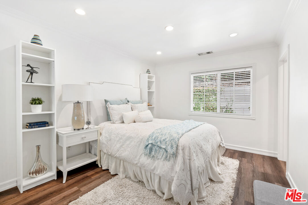 4120 Valley Meadow Road Encino, CA 91436 - Photo 37 of 60 Gallery Image 37