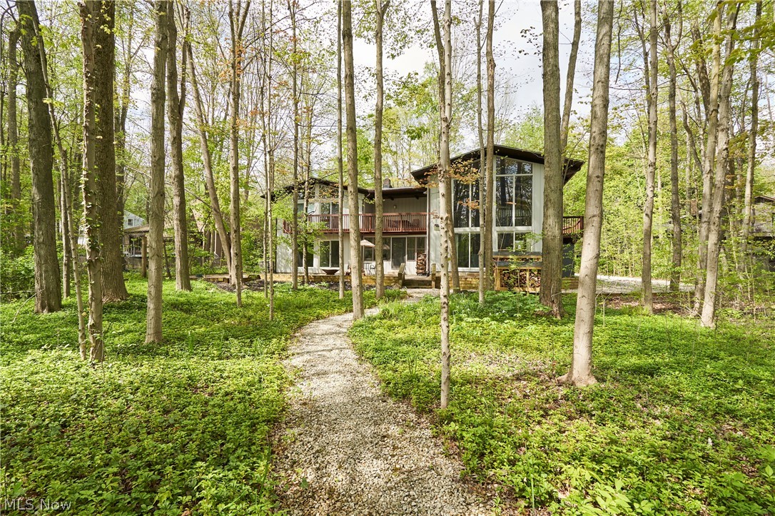 873 Old Spring Road Akron, OH 44321 - Photo 25 of 35