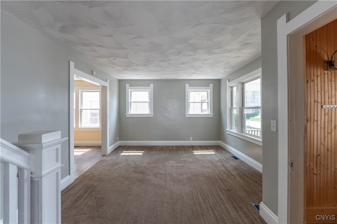 638 Chatham Street Rome, NY 13440 - Photo 7 of 49