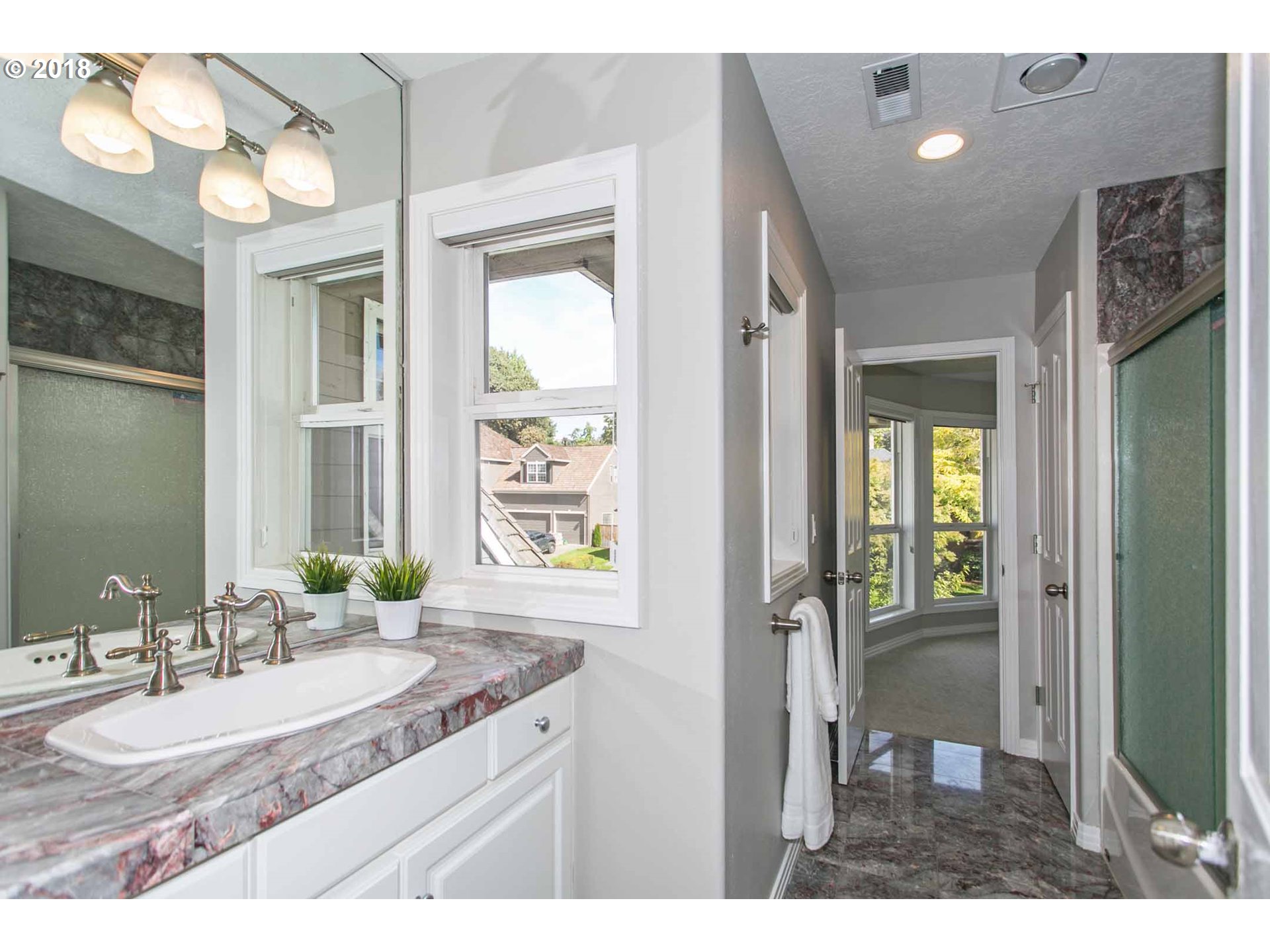 28837 Southwest Cascade Loop Wilsonville, OR 97070 - Photo 18 of 32 Gallery Image 18
