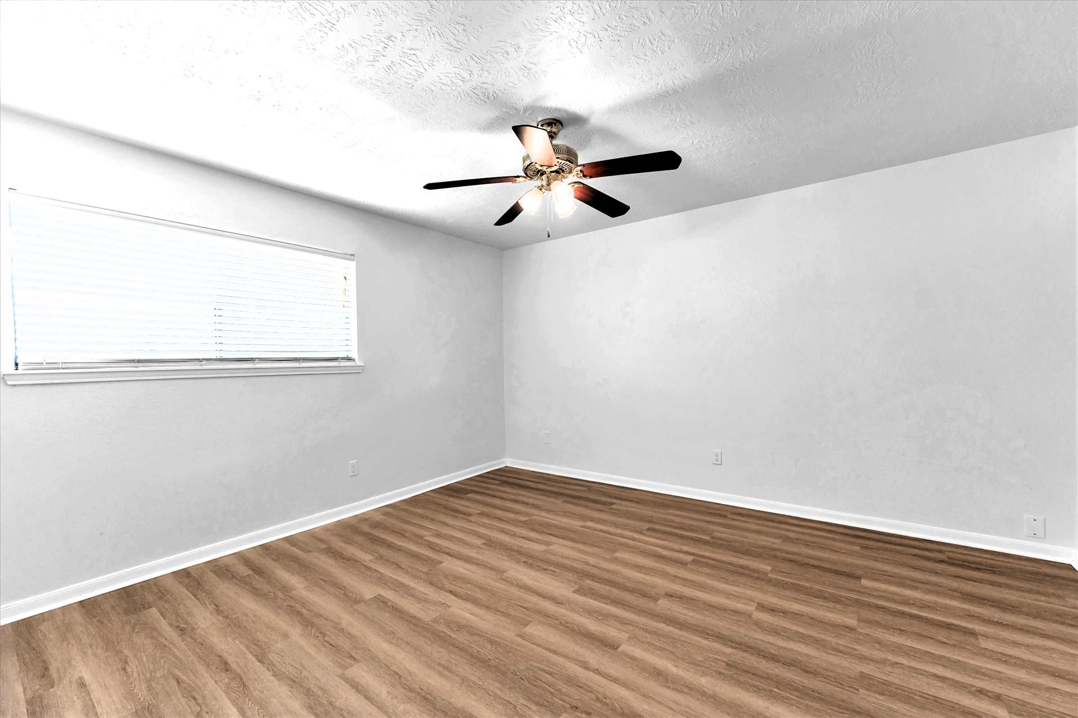 1101 Wilson Drive Rosenberg, TX 77471 - Photo 21 of 38 PRIMARY SHOWS CEILING FAN & LARGE WINDOW WITH PLENTY OF WALL SPACE!