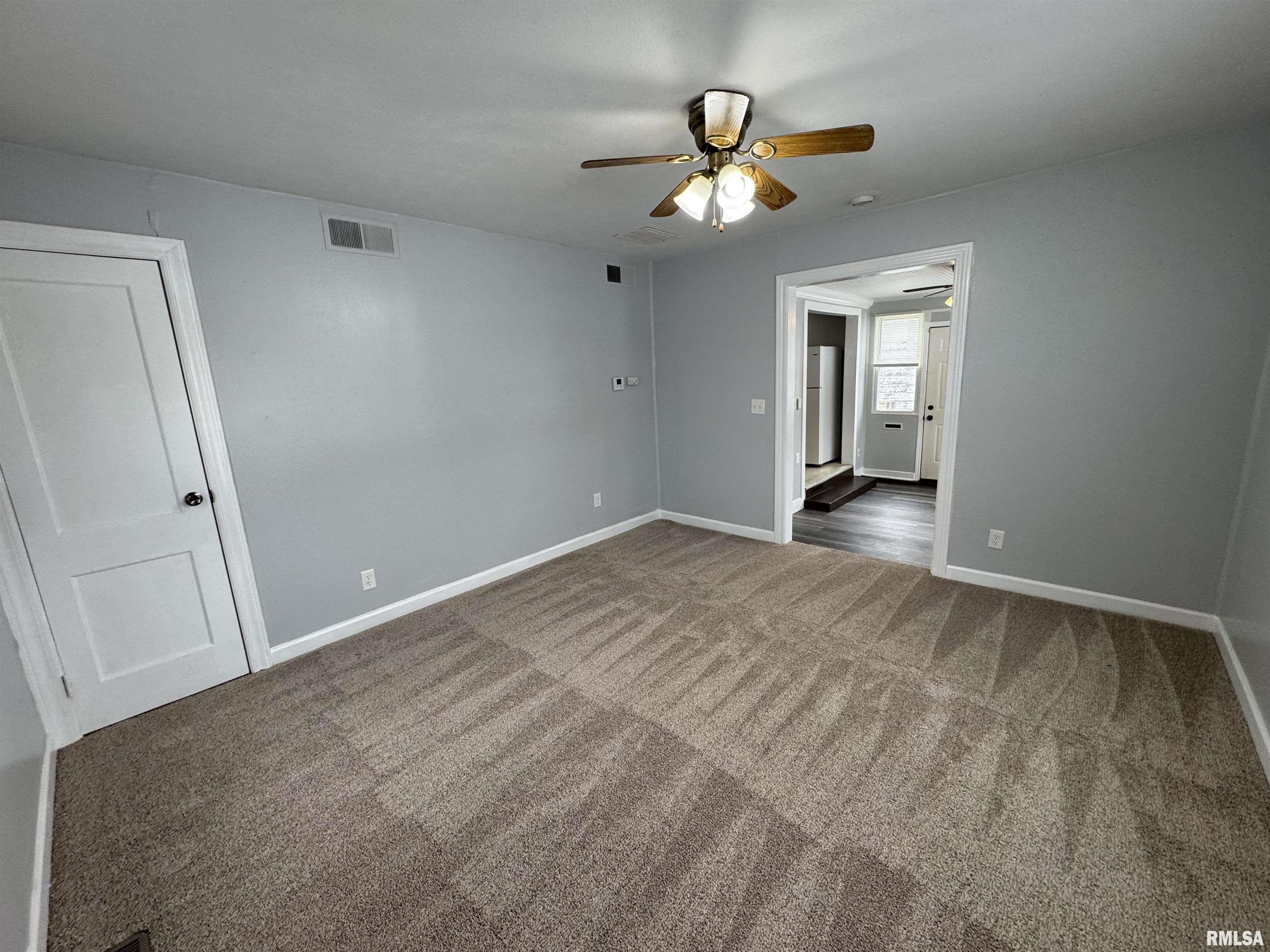 2148 East Reservoir Street Springfield, IL 62702 - Photo 11 of 25
