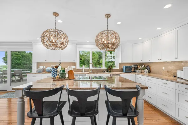 $2,650,000 | 122 Stoney Cove Lane, Barnstable, MA 02675