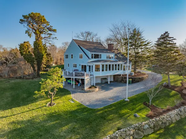 $2,650,000 | 122 Stoney Cove Lane, Barnstable, MA 02675