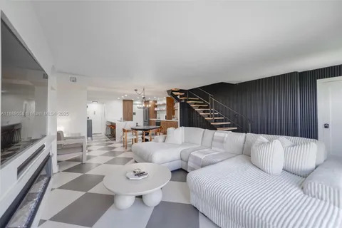 $450,000 | 17800 Atlantic Boulevard, Unit PH14, Sunny Isles Beach, FL 33160