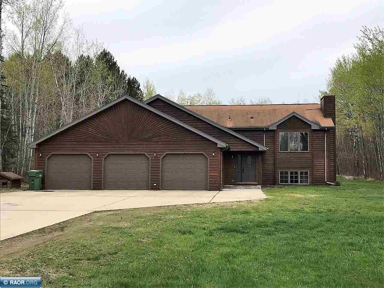 3251 Bunker Road Hibbing, MN 55746 - Photo 1 of 19