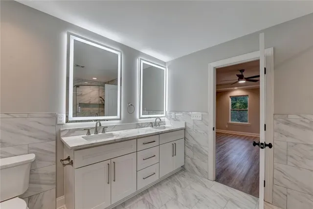 $729,900 | 194 Jennifer Lane Northwest, Lilburn, GA 30047