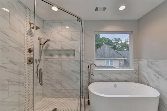 $729,900 | 194 Jennifer Lane Northwest, Lilburn, GA 30047