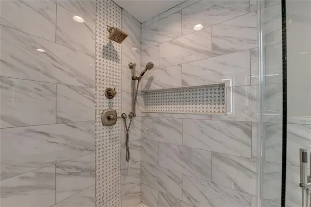 $729,900 | 194 Jennifer Lane Northwest, Lilburn, GA 30047