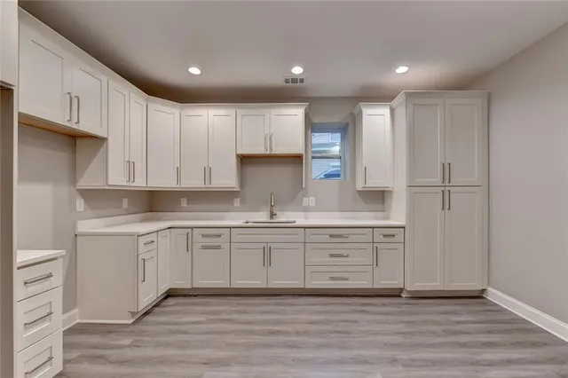 $729,900 | 194 Jennifer Lane Northwest, Lilburn, GA 30047