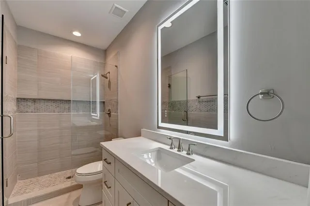 $729,900 | 194 Jennifer Lane Northwest, Lilburn, GA 30047