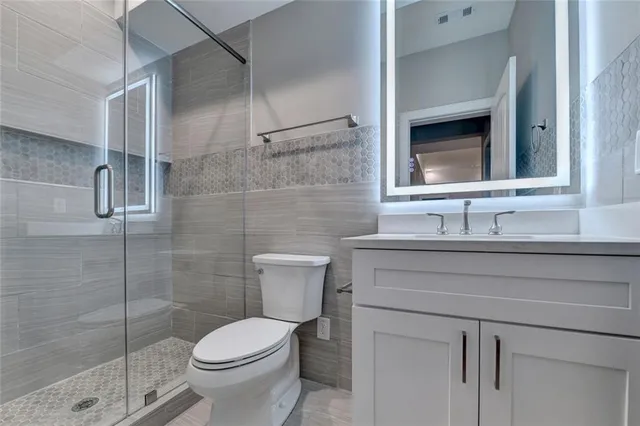 $729,900 | 194 Jennifer Lane Northwest, Lilburn, GA 30047