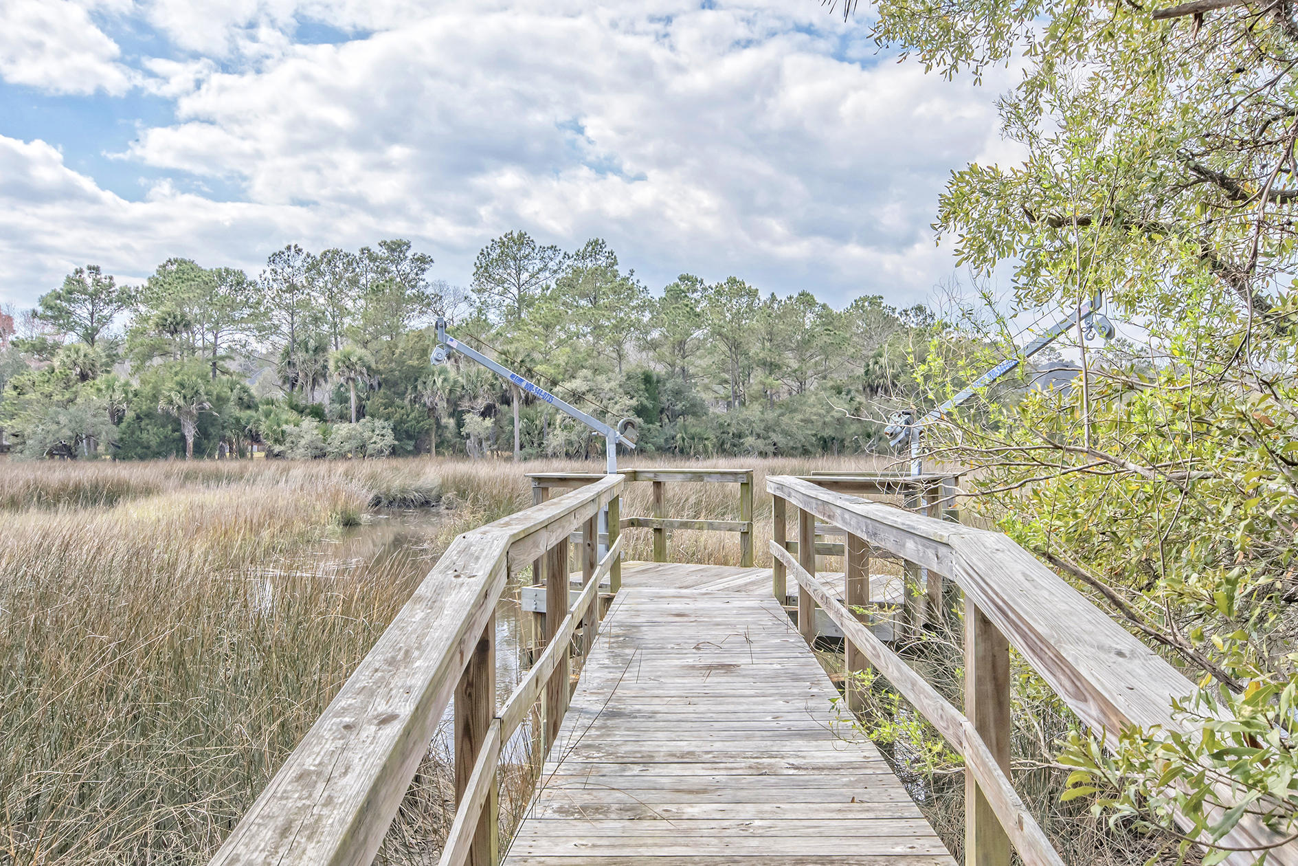 1649 Sewee Fort Road Mount Pleasant, SC 29466 - Photo 3 of 55 DSC_1562