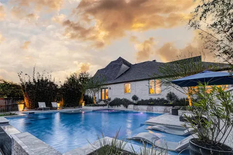 $975,000 | 30806 Shady Oak Drive, Fulshear, TX 77441