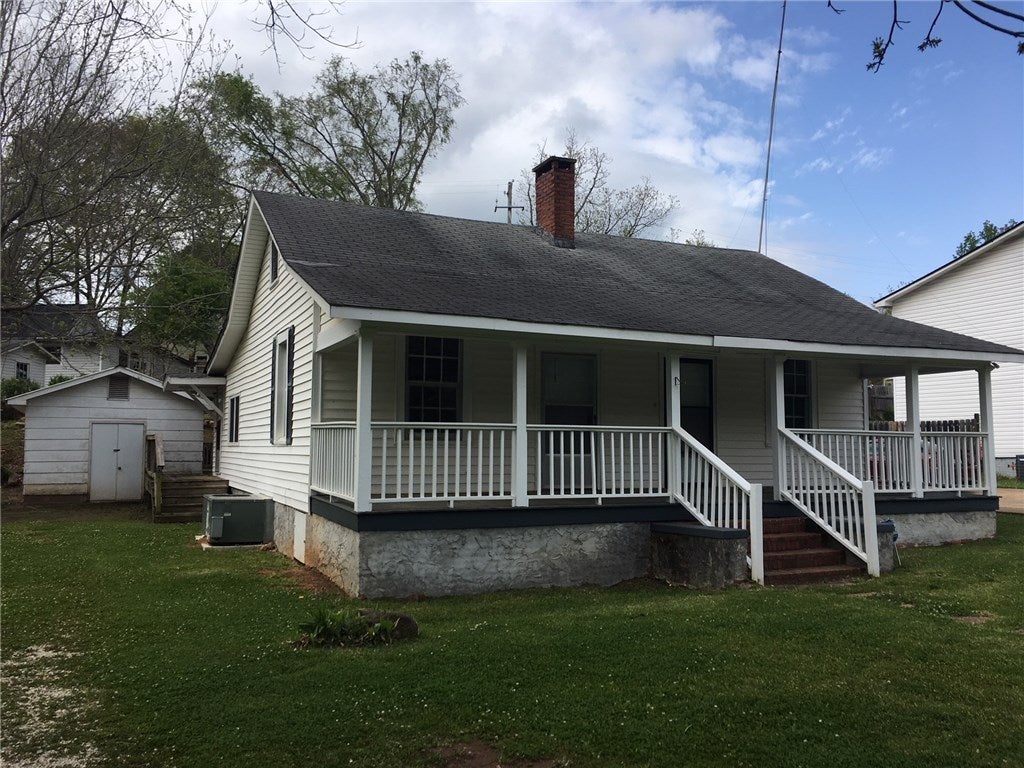 705 Spring Street Valley, AL 36854 - Photo 2 of 21 Gallery Image 2