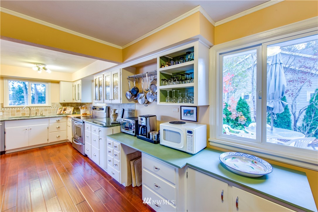 450 Virginia Loop Road Northeast Poulsbo, WA 98370 - Photo 16 of 25 Gallery Image 16