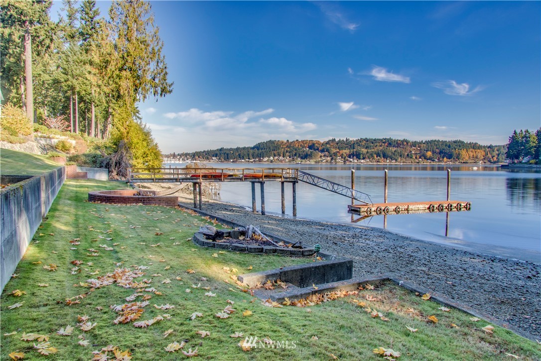 450 Virginia Loop Road Northeast Poulsbo, WA 98370 - Photo 9 of 25 Gallery Image 9