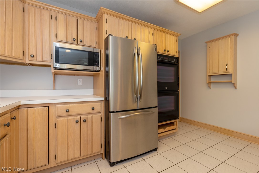 7254 Liberty Road Solon, OH 44139 - Photo 14 of 35 Kitchen