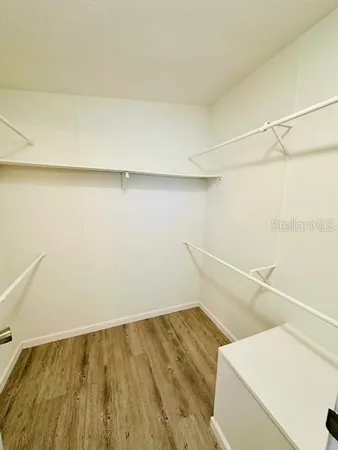 $2,400 | 6814 Redwing Road, Groveland, FL 34736