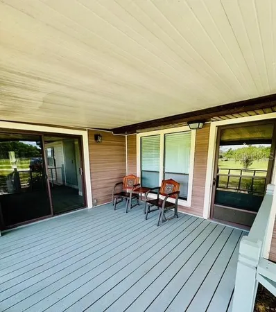 $2,400 | 6814 Redwing Road, Groveland, FL 34736