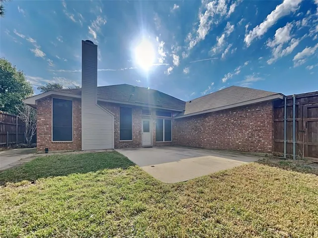 $2,150 | 8401 Greenfield Drive, Frisco, TX 75035